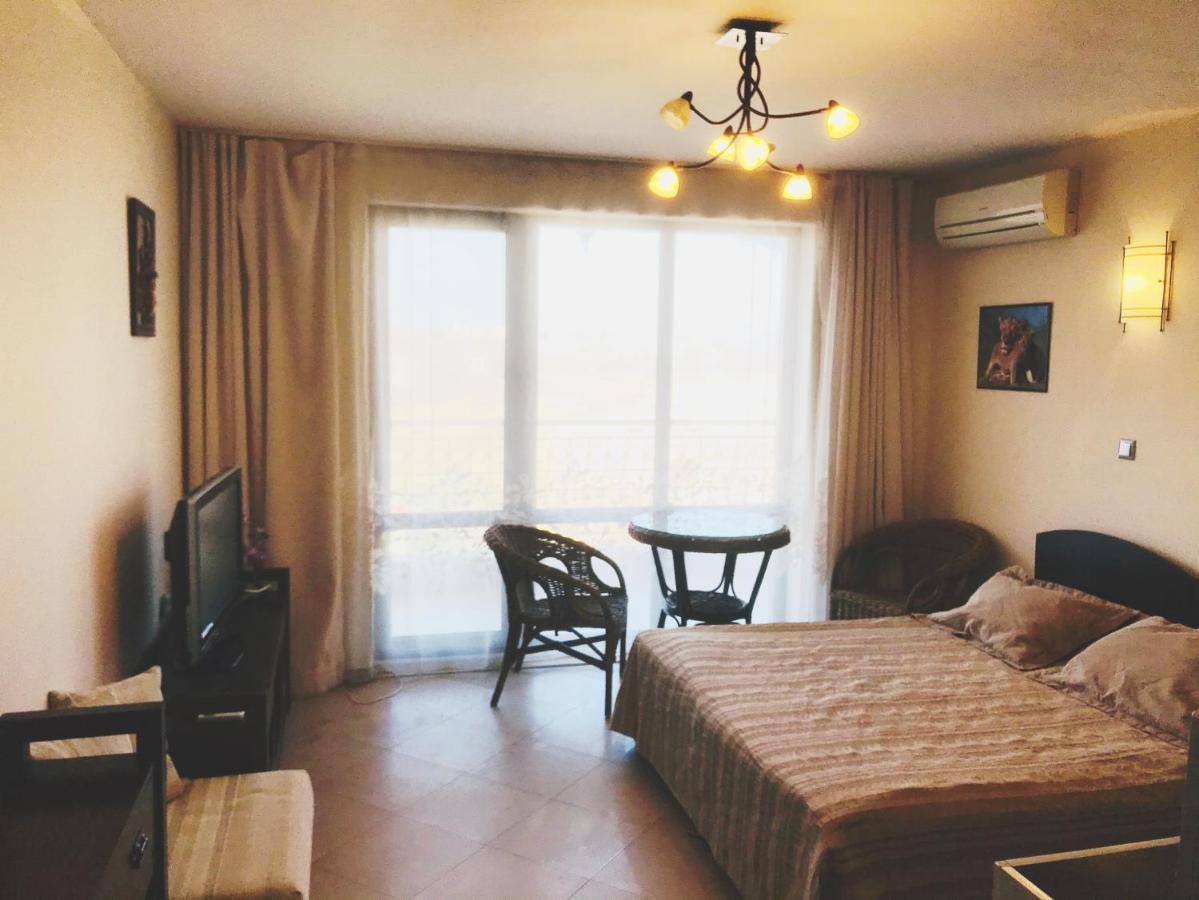 First Line Apartments Argo -Studio Room Front Sea View 洛泽内茨 外观 照片